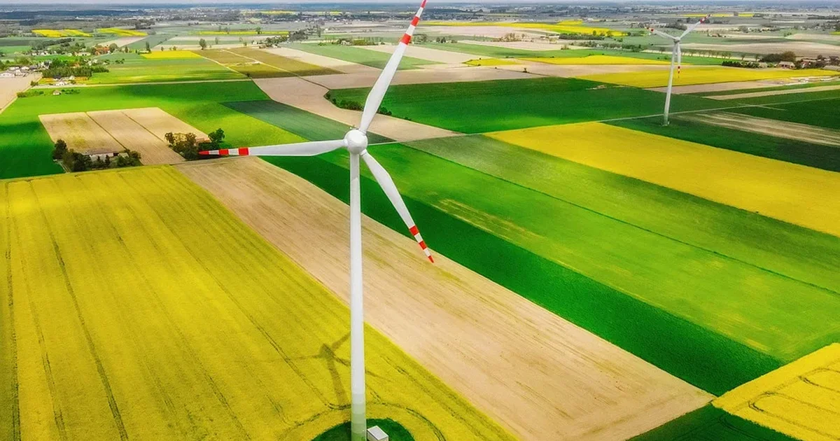Energy Management Software in 2026: IoT Architecture, AI Predictive Maintenance, and Grid Integration